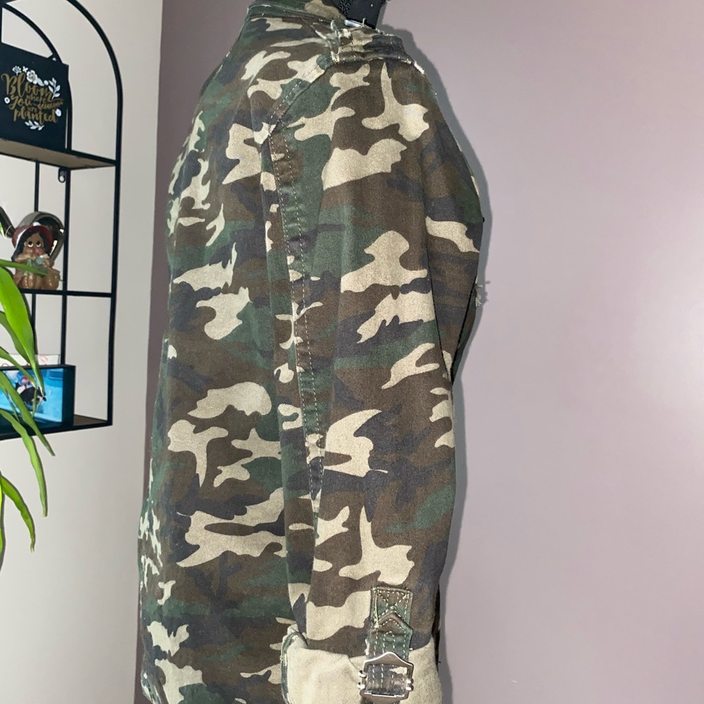 Ladies Jacket - Picture 3 of 4